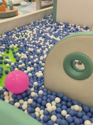 -孩子王童乐园(唐山万达广场店)