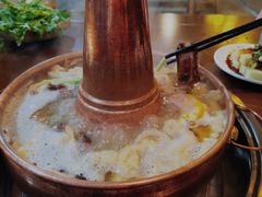 -岳记兴隆·青城腊排铜火锅(融创店)