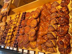 -LANLIZI BAKERY(COSMO店)