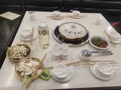 -土连锅·现熬养生汤锅(梁家巷店)