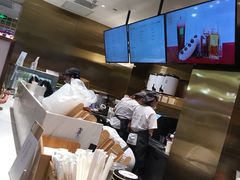 -奈雪的茶(湖滨银泰in77C区PRO店)