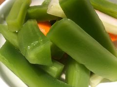 菜根老坛子-卞氏菜根香·川菜(青羊万达店)