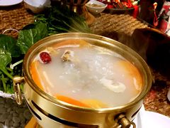 -慢丽江·云南野生菌土鸡锅(西山店)