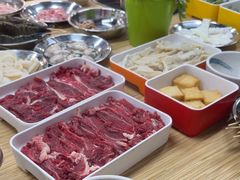 -杨老板·海鲜集市火锅·鲜切牛肉(中防万宝店)