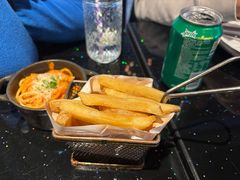 -BOURBON 玻本美式餐厅酒吧(虹桥新天地店)