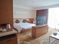 -武汉武昌站街道口华美达安可酒店