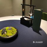 东方之门首家 360°湖景餐厅