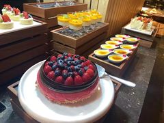 -BLU 全日制餐厅(上海安曼纳卓悦酒店)