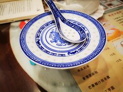 -广信牛奶甜品世家(台东店)