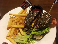 经典美式和牛堡-拉亚汉堡经典餐厅(商城路店)