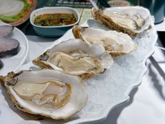 精品乳山生蚝-椰子湾·海南火锅·糟粕醋·椰子鸡(正大广场店)