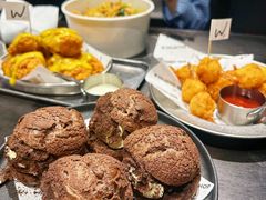 -W COLLECTIVE  DESSERT SHOP