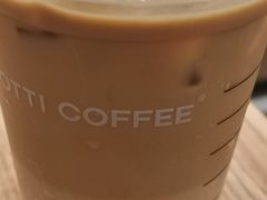 -库迪咖啡(越秀公园地铁站店)