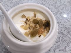 -汗腾格里·风味餐厅(新疆驻京办店)