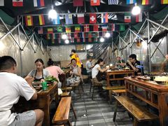 -正南齊北重庆老火锅(光华村直营店)