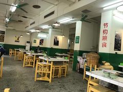 大堂-石灰市老火锅(北滨路店)