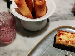 -蝴蝶里·粤菜·点心(滨江龙湖店)