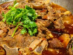 -大众跷脚牛肉馆·非遗传承单位(峨眉山店)