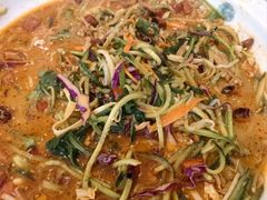 -吴记酱骨炖菜馆(康安路店)