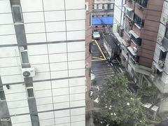-上海虹桥君丽假日酒店(娄山关路地铁站店)