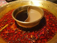 菌菇锅底-哥老官重庆美蛙鱼头(龙湖杭州金沙天街店)