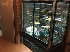 面包甜点陈列柜-梦菲思饼屋(瑞金宾馆店)