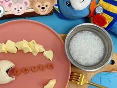 -抱抱熊托育中心(大悦城店)