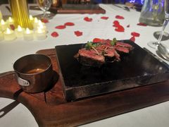 -Erman岩烧牛排(虹桥南丰城店)