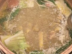-菌海森林·非遗野生菌火锅(西山区滇池路摩根道店)