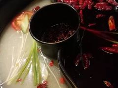 -佬土鹅肠火锅(解放路店)