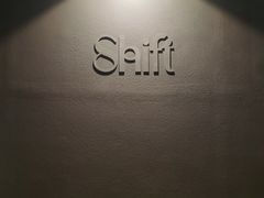 -Shift cocktail bar鸡尾酒吧