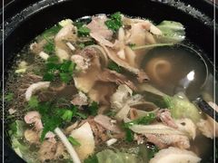 -谢老五跷脚牛肉·非遗传承店