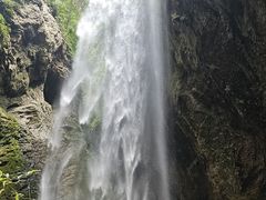 -龙水峡地缝景区