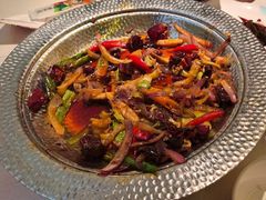 -小鱼小牛·鱼牛干锅·脆鱼火锅(世欧广场店)