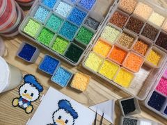 -花栗创意手工馆·小戏拼豆店