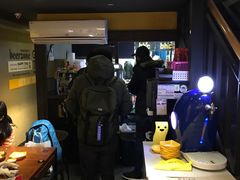 -BHC炸鸡(明洞总店)