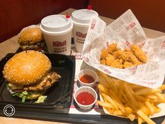 -The Habit Burger Grill 哈比特汉堡(复兴soho店)