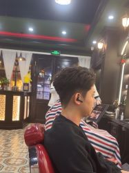 -豪帅男士理容馆