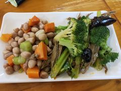 -河南食府(人民路店)