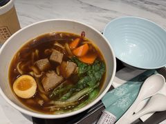 臻味私房红烧牛肉面-康师傅私房牛肉面(申虹店)
