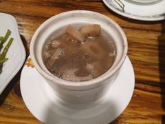 -小锅巴纳西餐厅