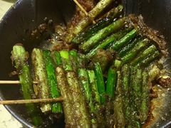 蒜苗-阿姨小肉摊(同济西苑店)