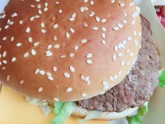 巨无霸-麦当劳(盐城世纪大道得来速店)