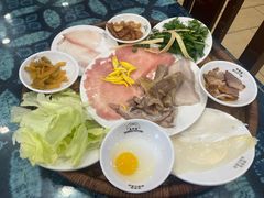 -桥香园云南过桥米线(金马碧鸡店)