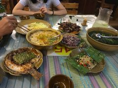 烤鸡-纳兰傣雀傣味餐厅