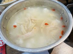 -肖四女乐山跷脚牛肉(世博源店)
