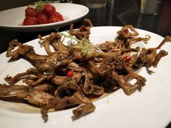 -渝半城经典川粤菜(重庆天地店)