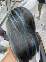 -藤野造型烫发染发