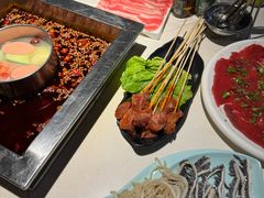 -二荆条·蜀鲜汇城市森林火锅