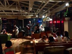 the bar-乌鸦酒吧咖啡厅 THE RAVEN BAR&CAFE